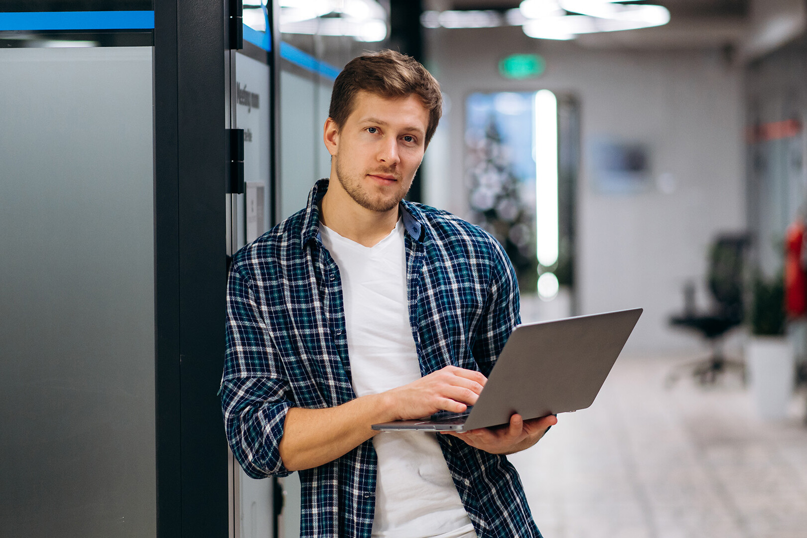 Unique-Identity-Access-Management